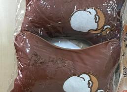 หมอนรองคอภายในรถ ลายลิง