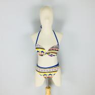 Bikini พร้อมเสื้อคลุม